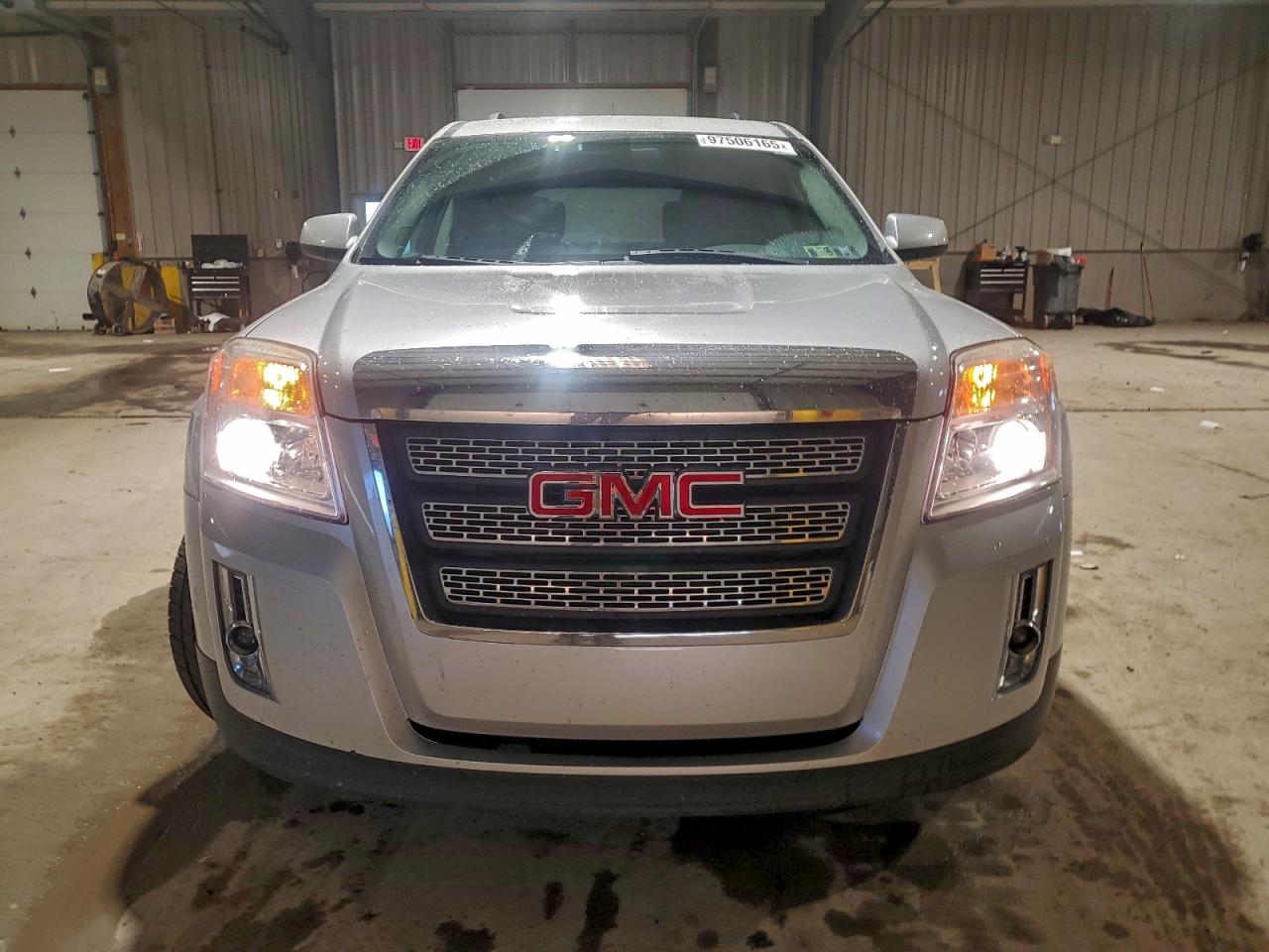 2011 GMC TERRAIN SLT photo 5