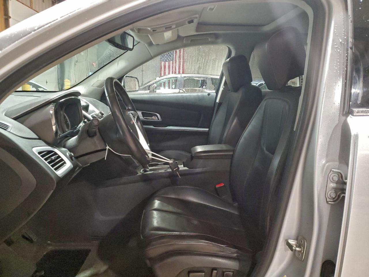 2011 GMC TERRAIN SLT photo 7