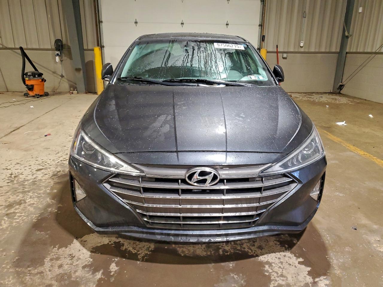 2020 HYUNDAI ELANTRA SEL photo 5