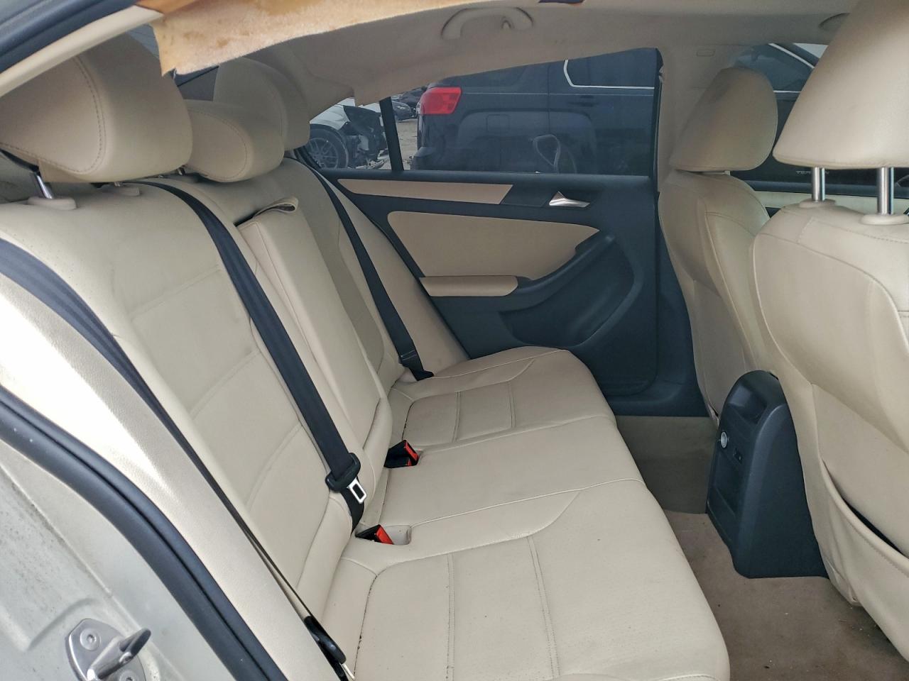 2011 VOLKSWAGEN JETTA SE photo 10
