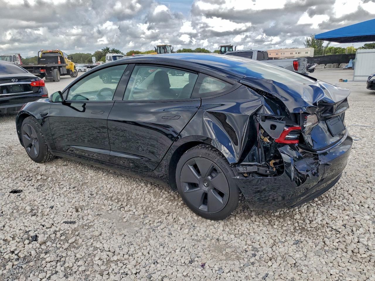 2022 TESLA MODEL 3 photo 2