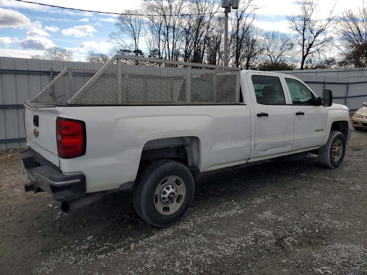 2015 CHEVROLET SILVERADO C2500 HEAVY DUTY photo 5