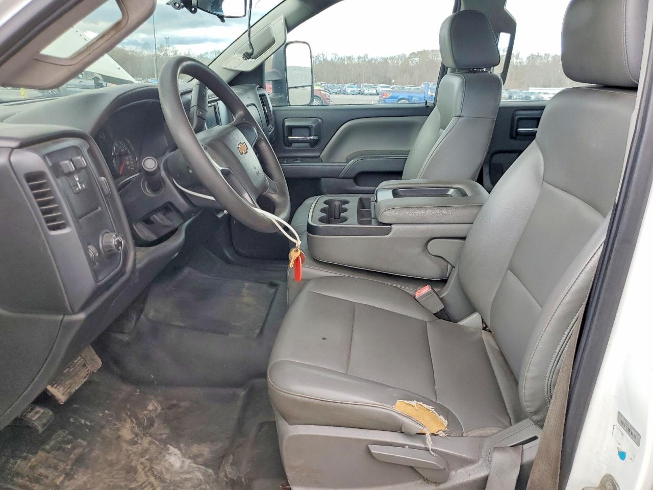 2015 CHEVROLET SILVERADO C2500 HEAVY DUTY photo 13
