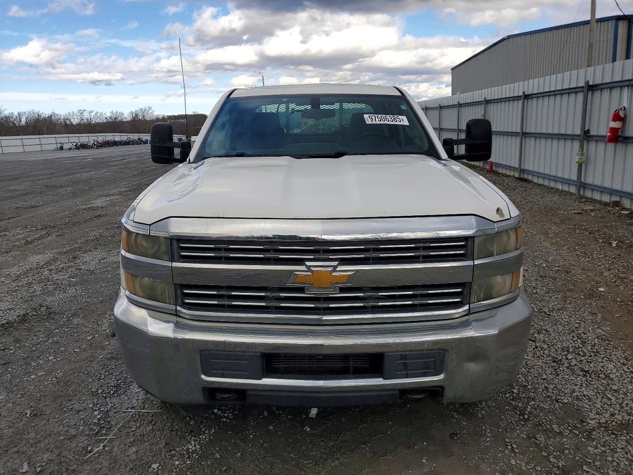 2015 CHEVROLET SILVERADO C2500 HEAVY DUTY photo 9