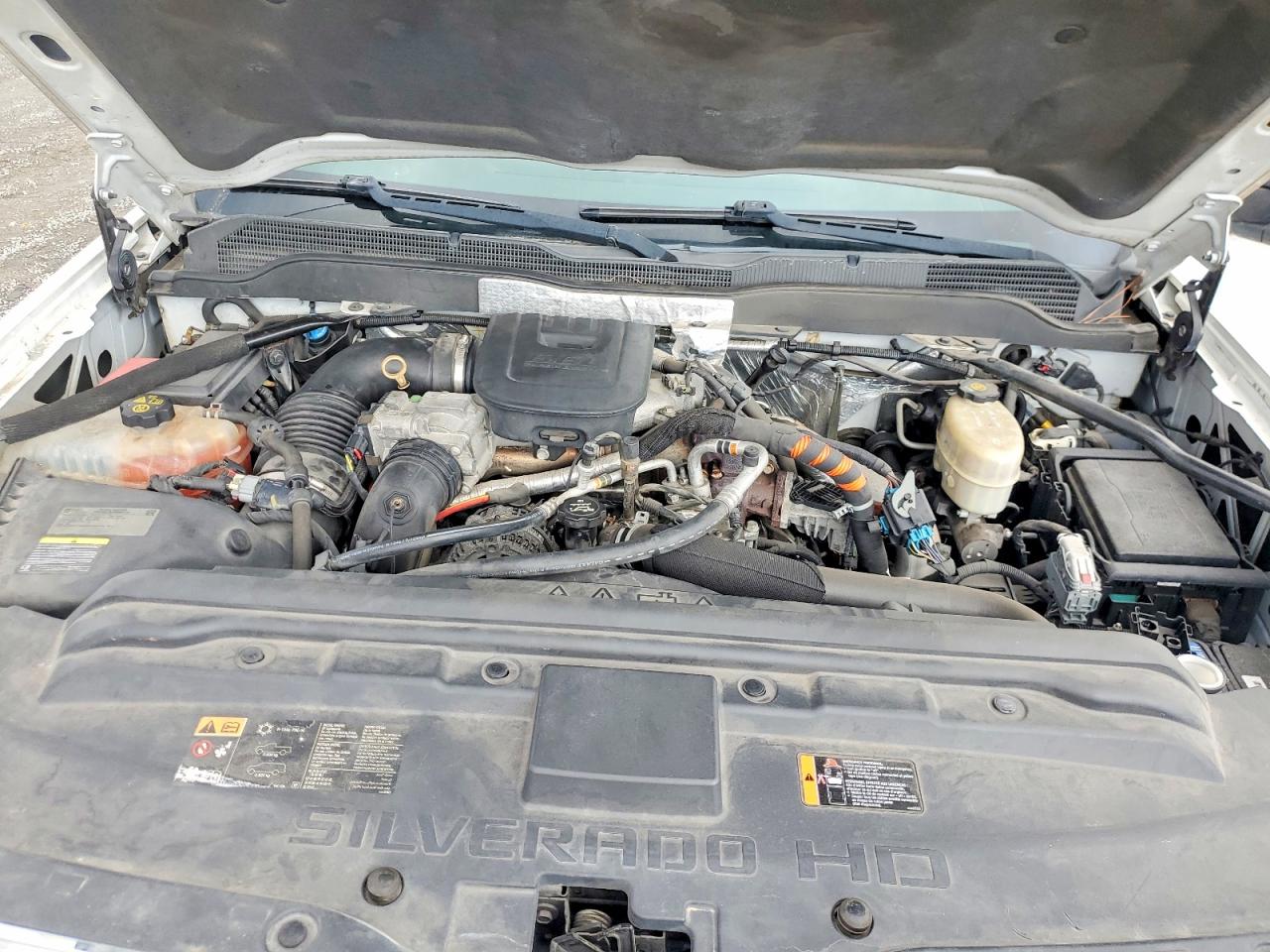 2015 CHEVROLET SILVERADO C2500 HEAVY DUTY photo 21