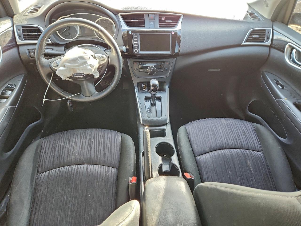 2019 NISSAN SENTRA S photo 8