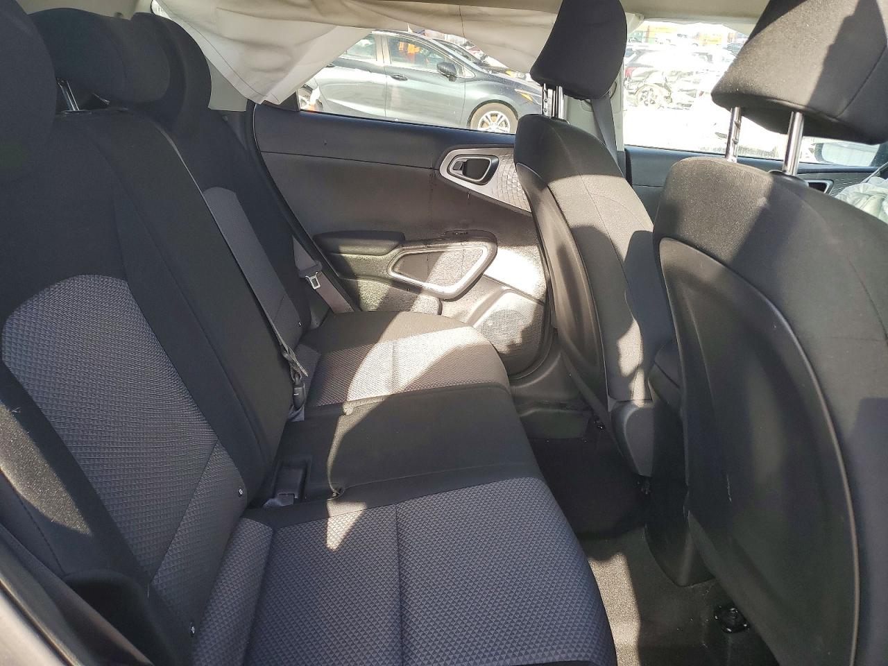 2021 KIA SOUL LX photo 10