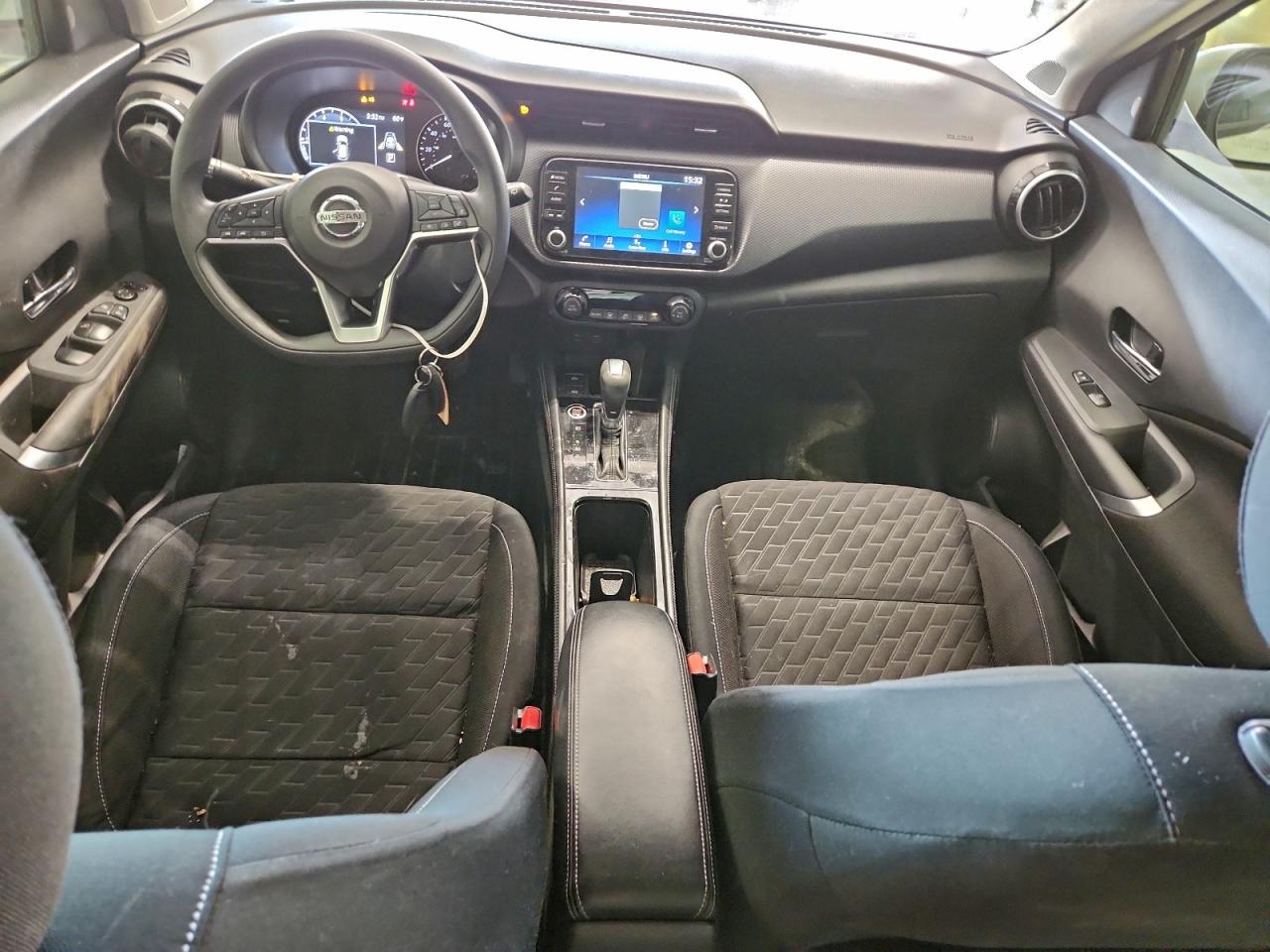 2021 NISSAN KICKS SV photo 8