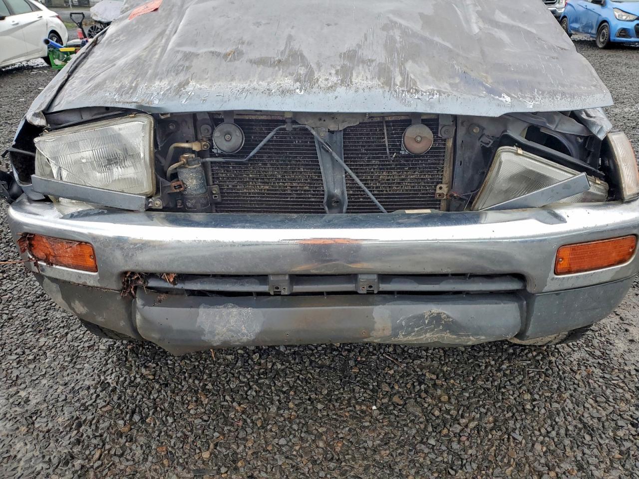 1998 TOYOTA 4RUNNER SR5 photo 12