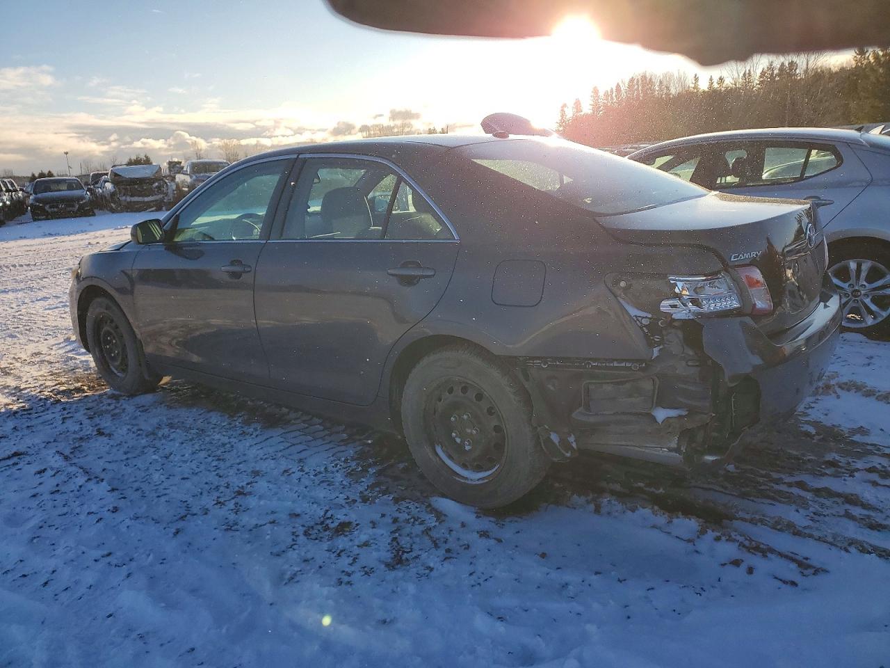 2010 TOYOTA CAMRY SE photo 2