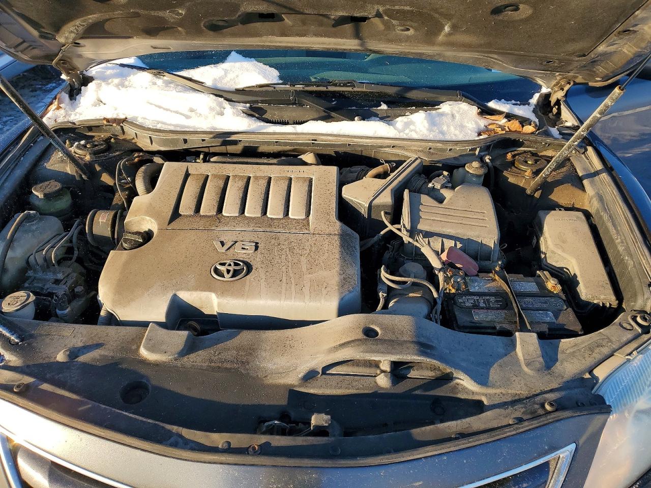 2010 TOYOTA CAMRY SE photo 11