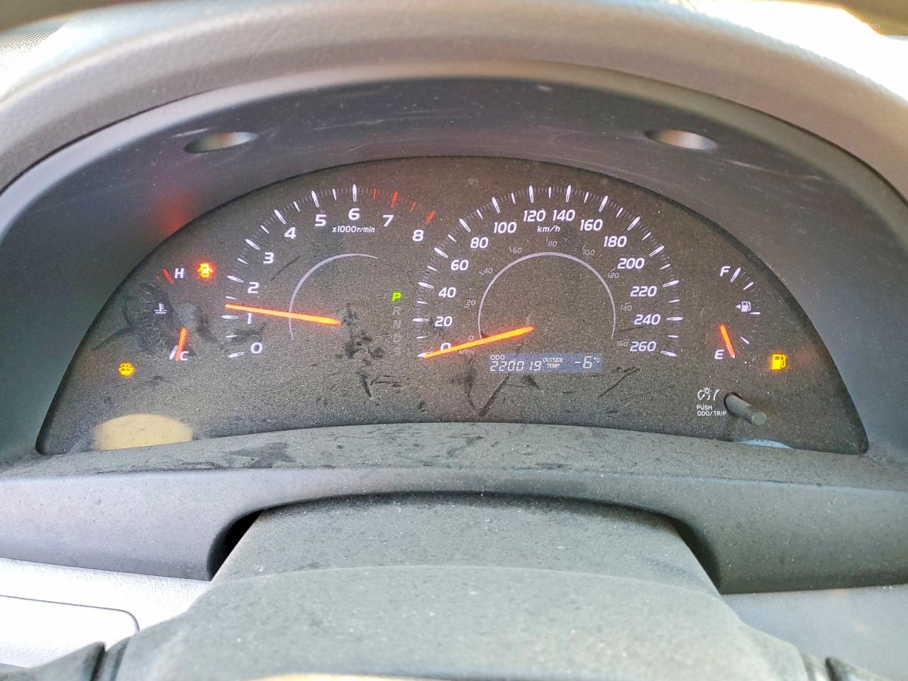 2010 TOYOTA CAMRY SE photo 9