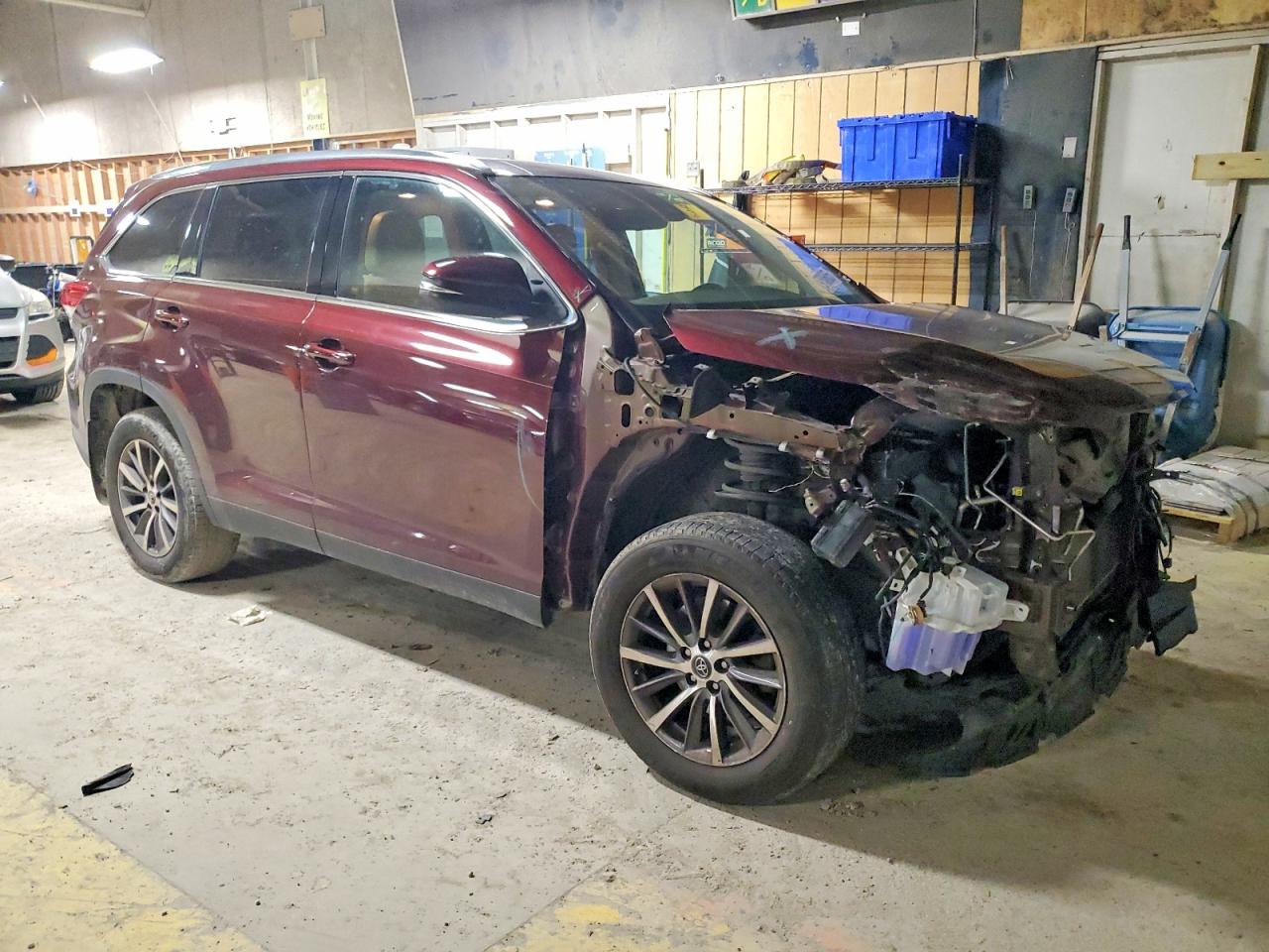 2019 TOYOTA HIGHLANDER SE photo 4