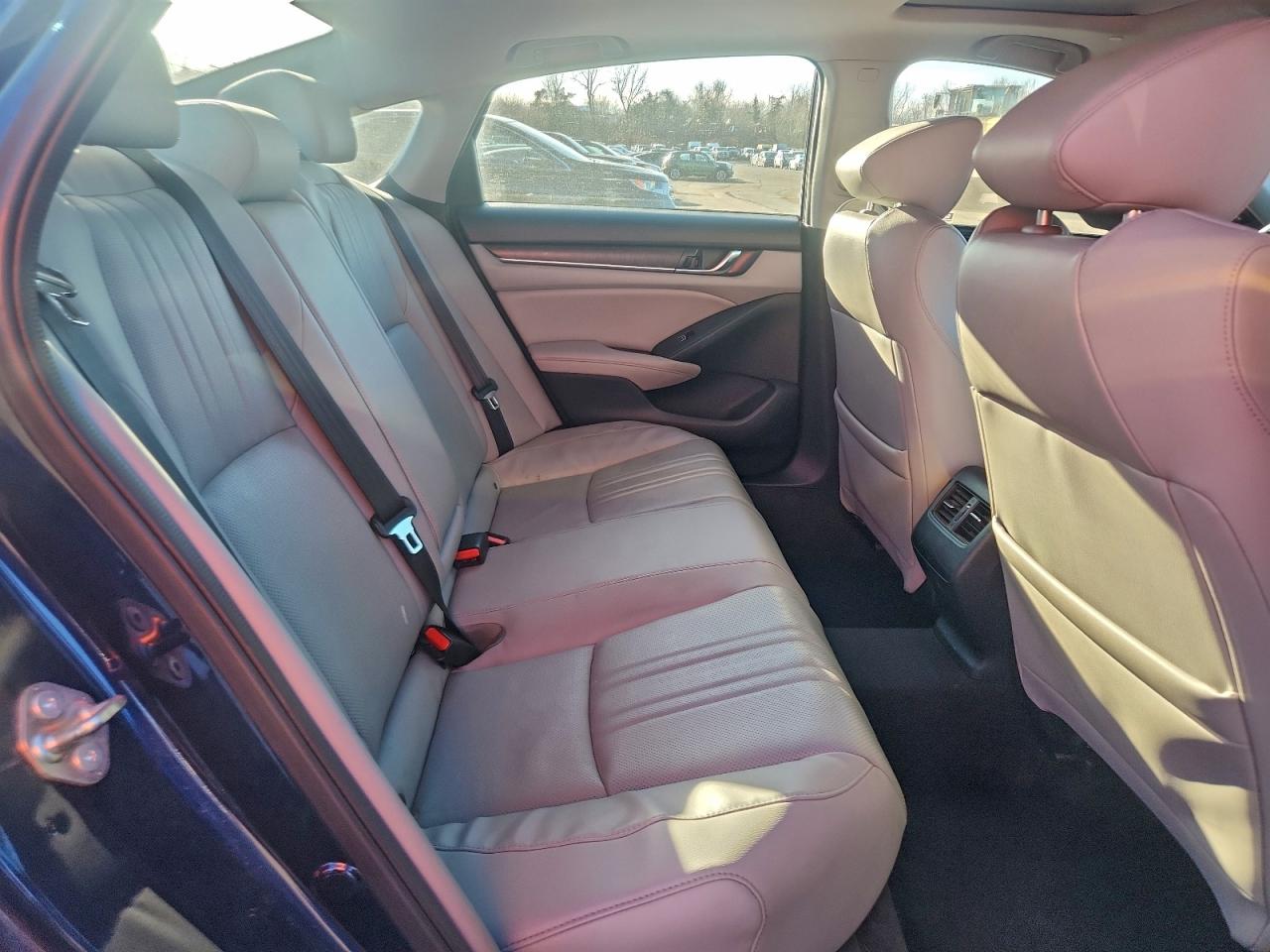 2018 HONDA ACCORD HYBRID EXL photo 10