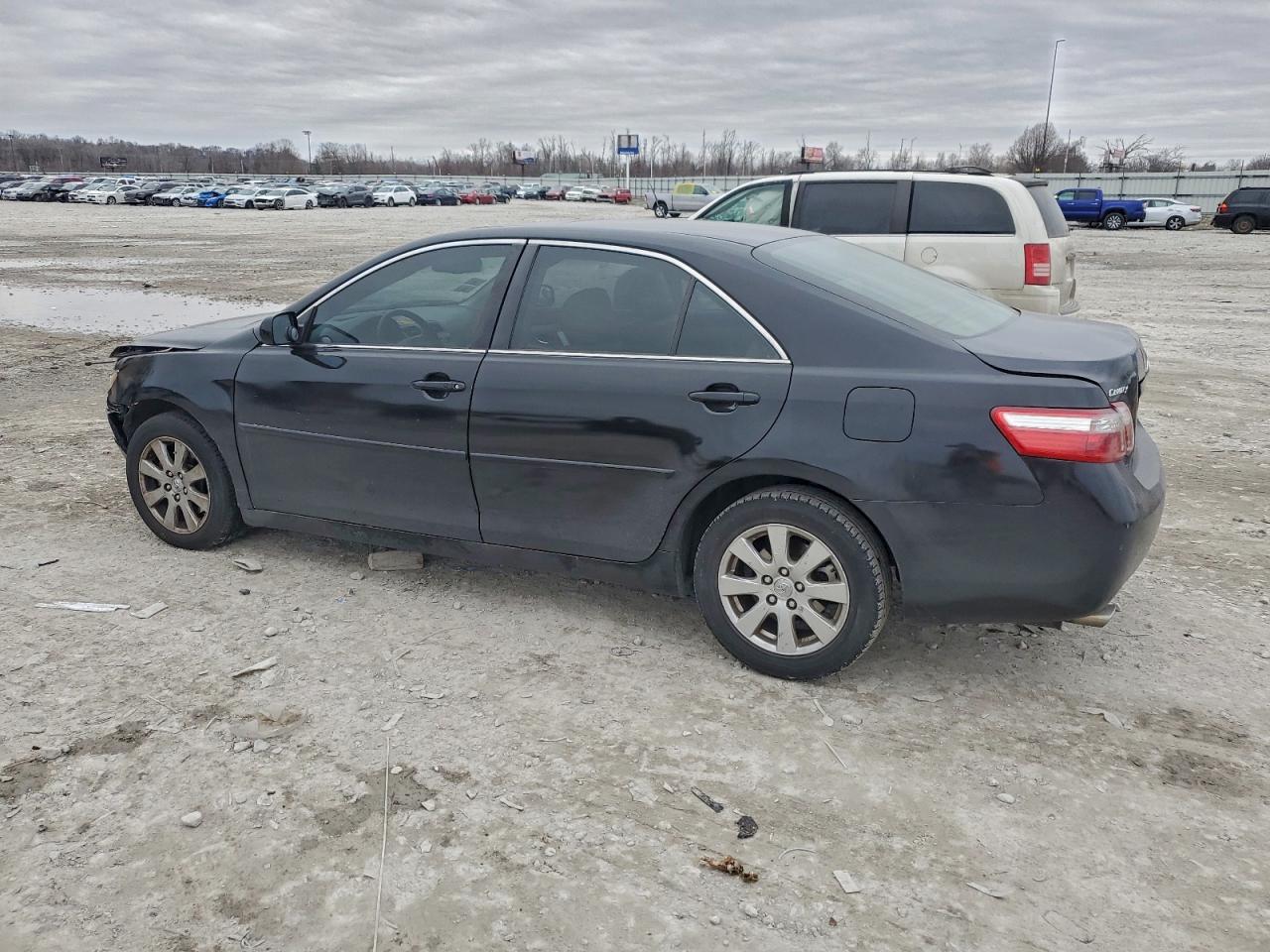 2007 TOYOTA CAMRY LE photo 2