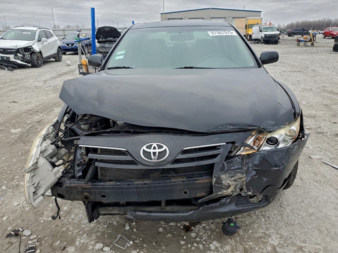 2007 TOYOTA CAMRY LE photo 5
