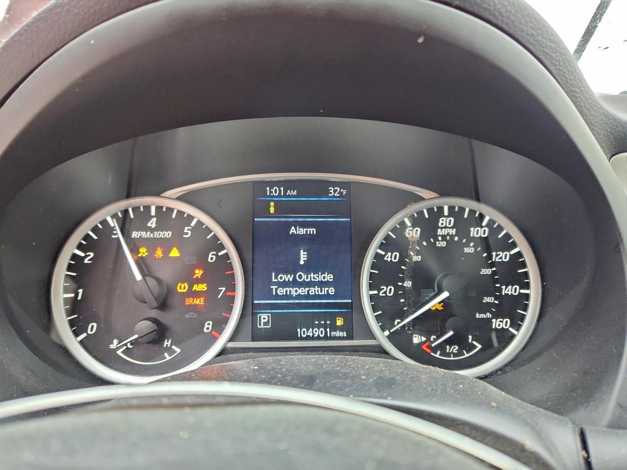 2019 NISSAN SENTRA SR photo 9