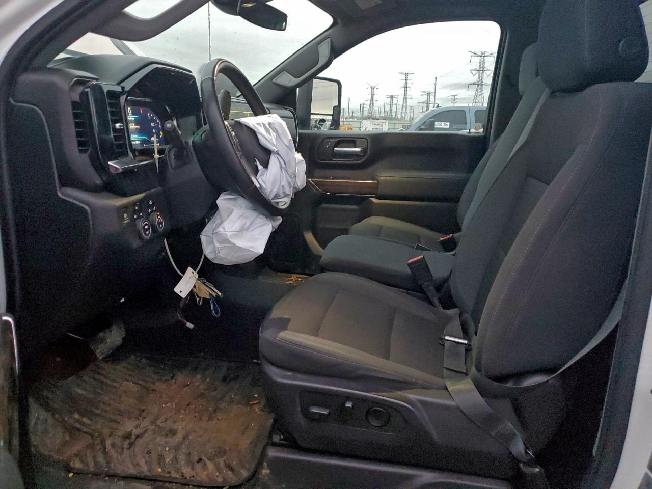 2024 CHEVROLET SILVERADO K2500 HEAVY DUTY LT photo 13