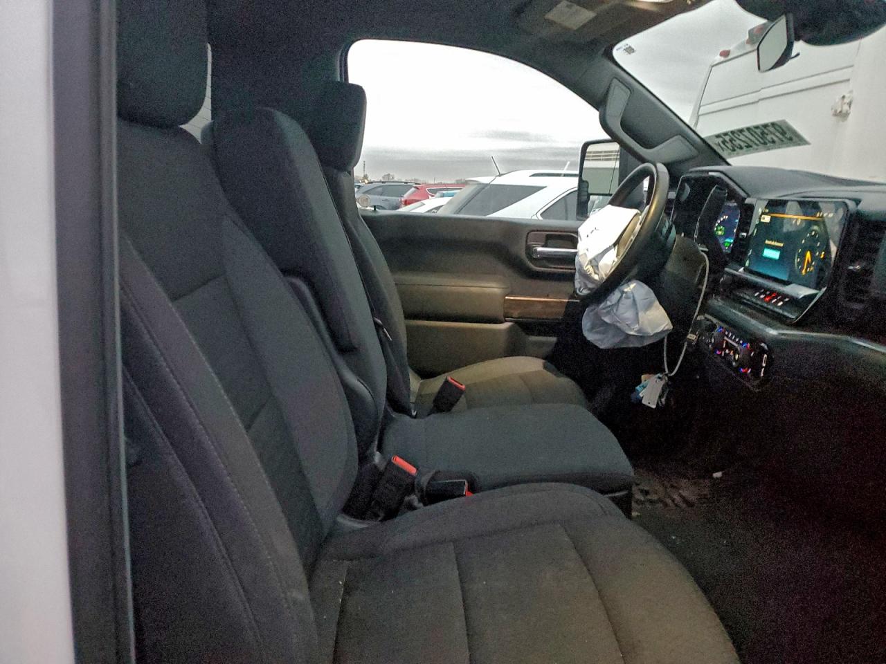2024 CHEVROLET SILVERADO K2500 HEAVY DUTY LT photo 19