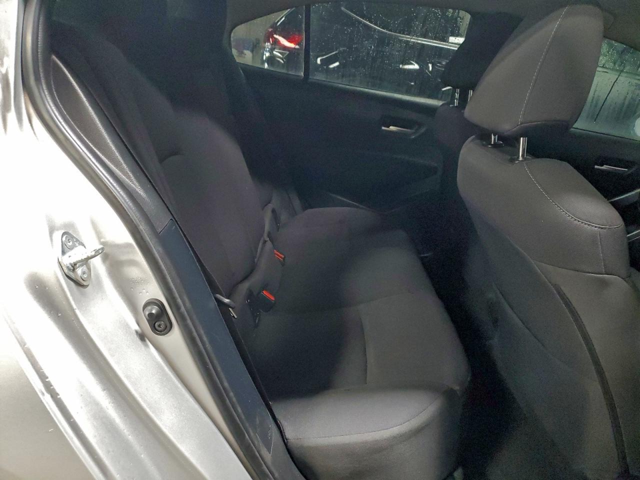 2021 TOYOTA COROLLA LE photo 19