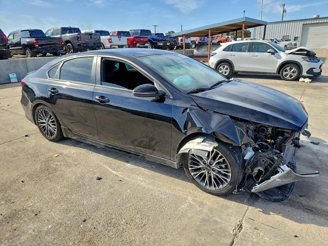2024 KIA FORTE GT LINE photo 7