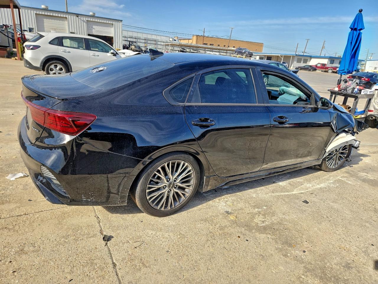2024 KIA FORTE GT LINE photo 5