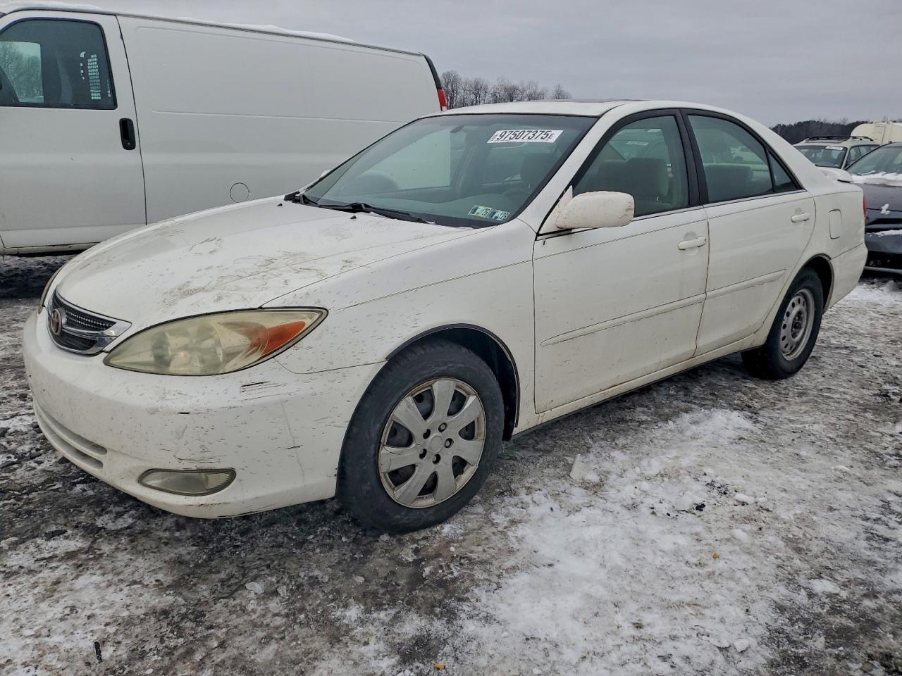 2004 TOYOTA CAMRY