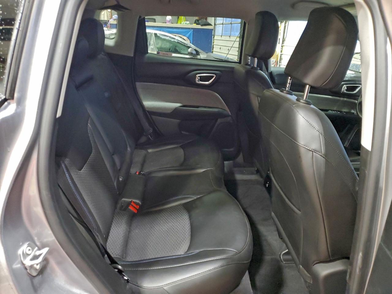 2022 JEEP COMPASS LATITUDE photo 11