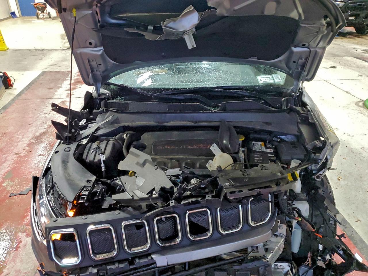 2022 JEEP COMPASS LATITUDE photo 12
