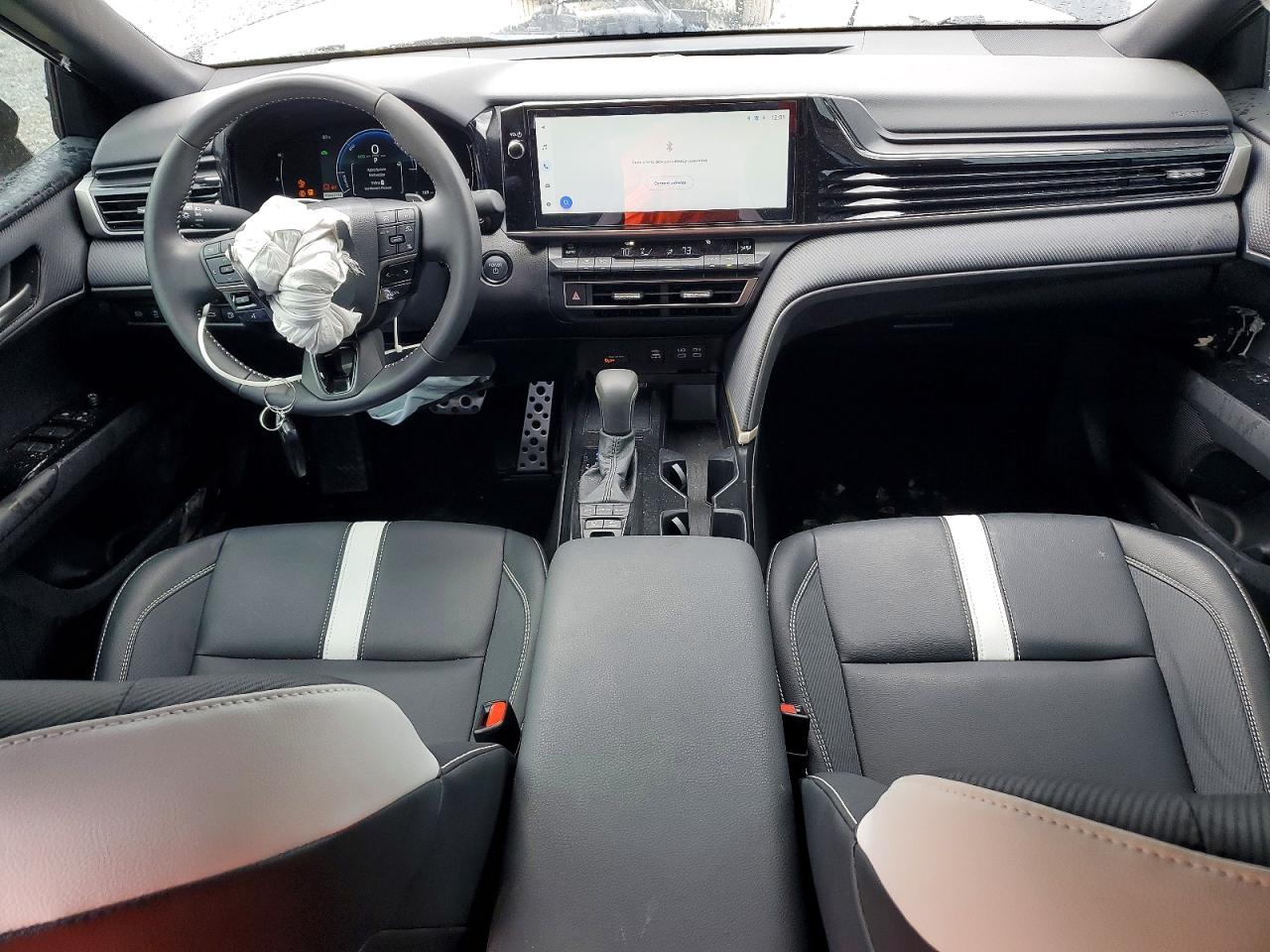 2025 TOYOTA CAMRY XSE photo 8