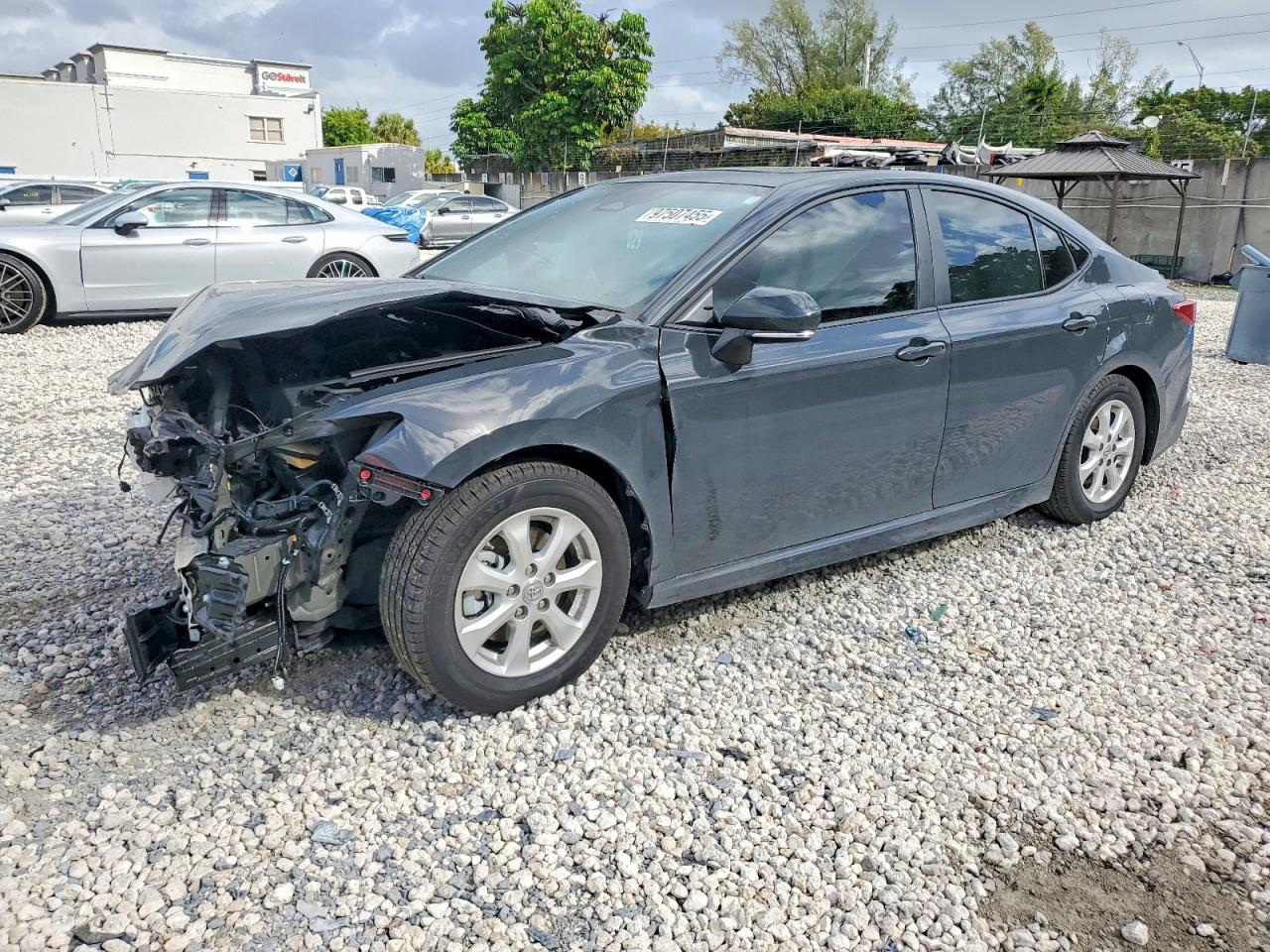 2025 TOYOTA CAMRY