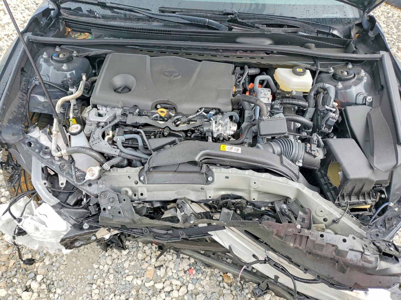 2025 TOYOTA CAMRY XSE photo 11