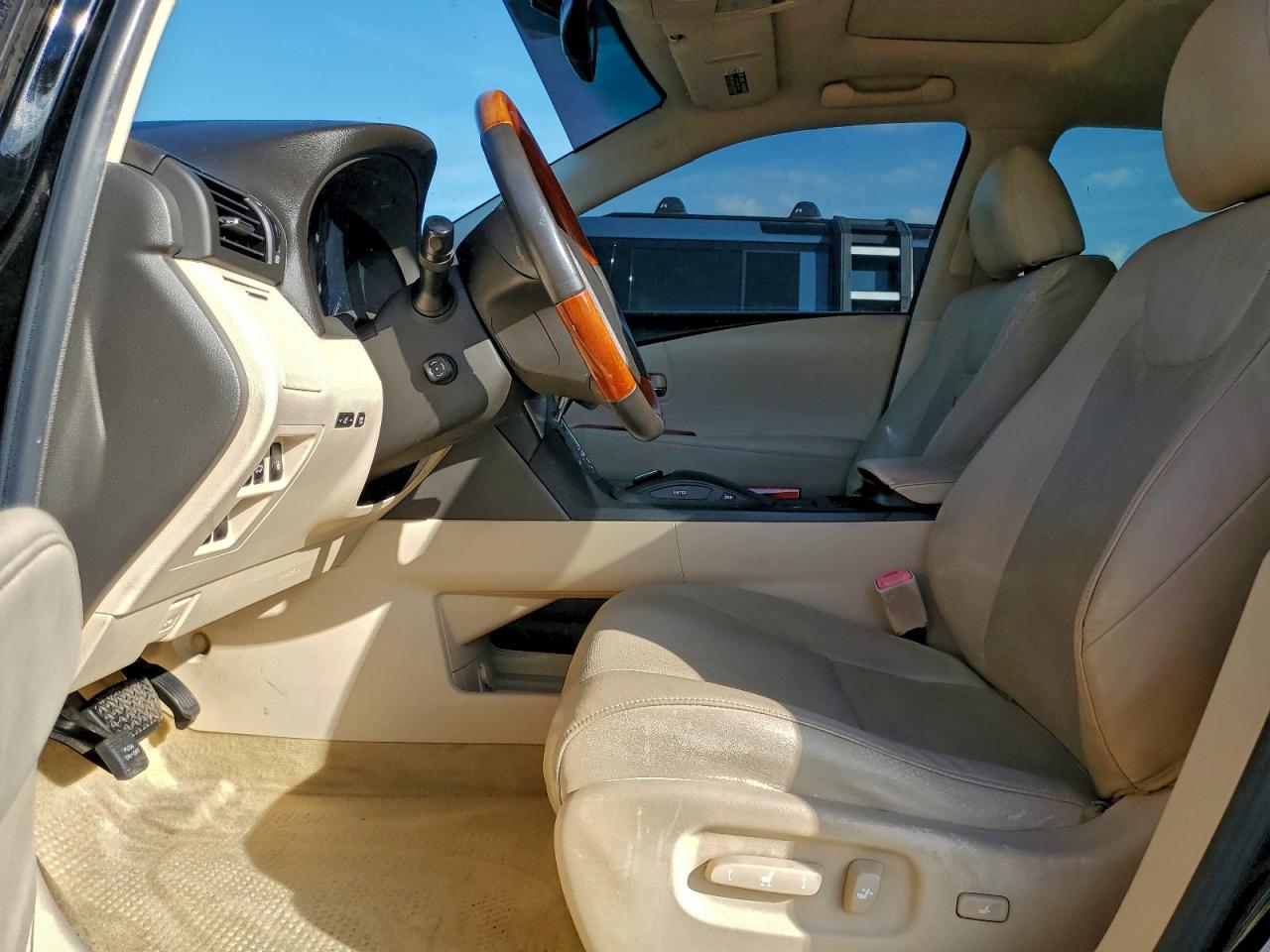 2011 LEXUS RX 450H photo 7