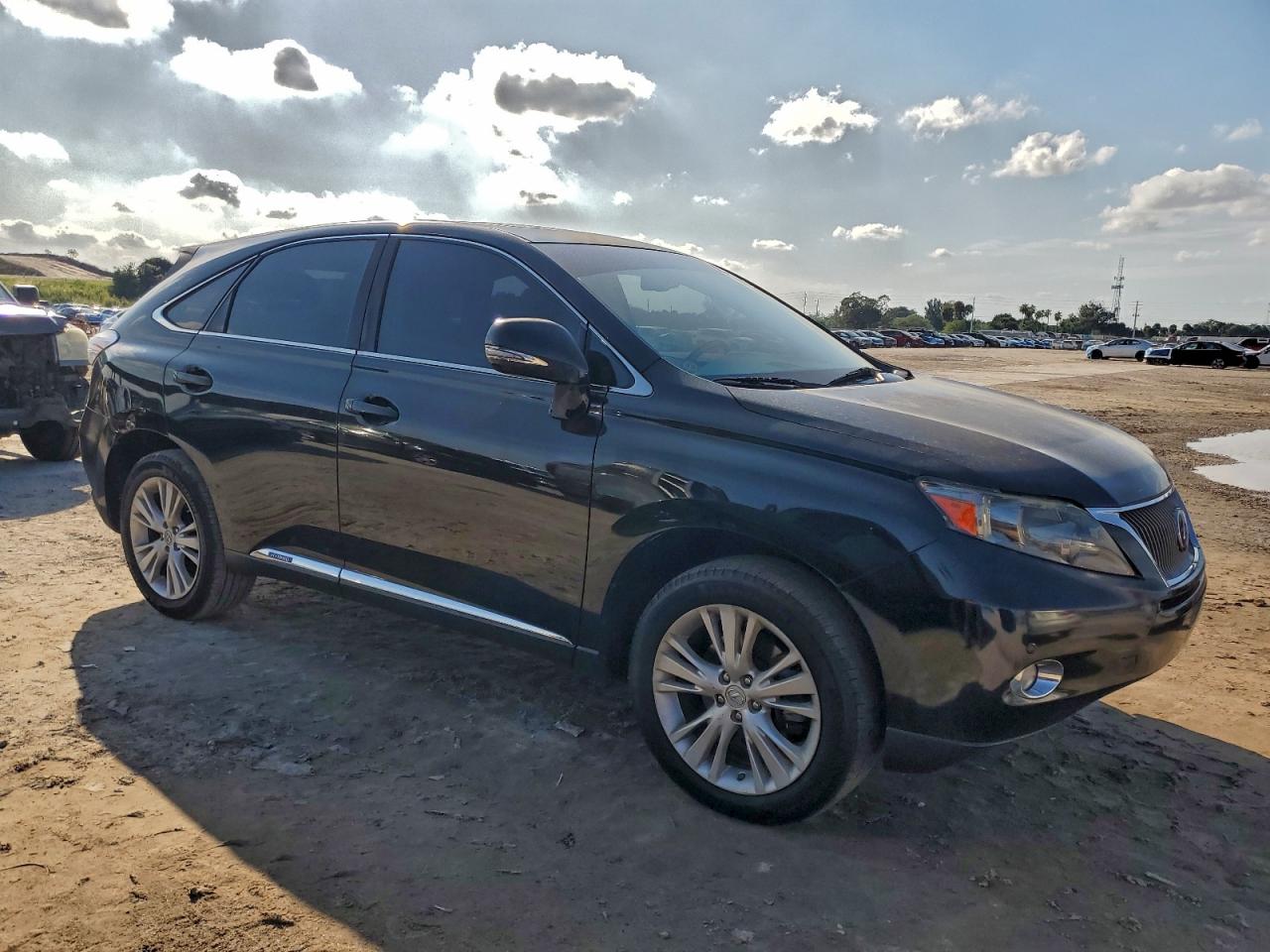 2011 LEXUS RX 450H photo 4