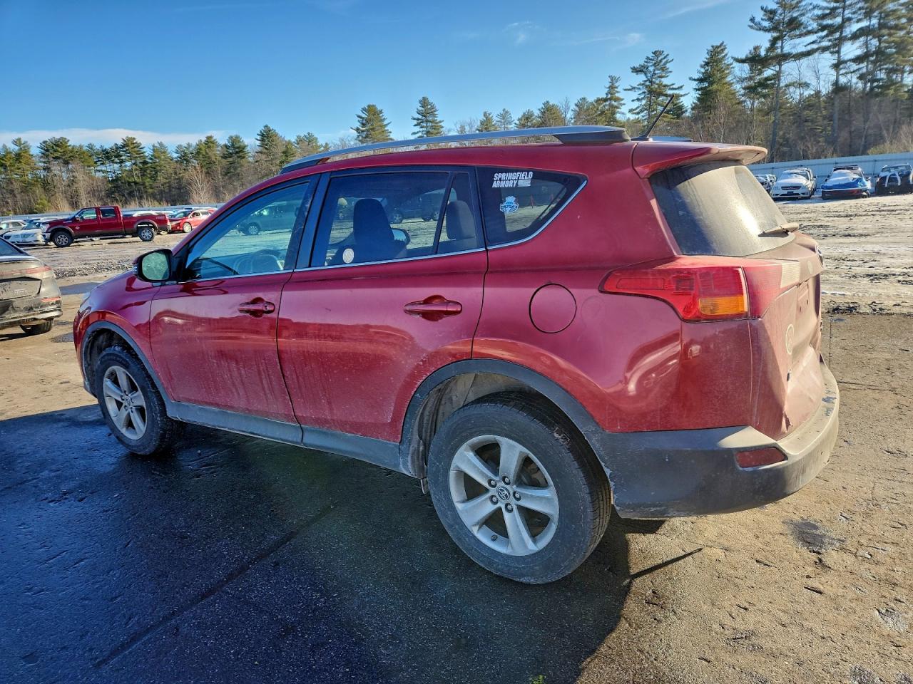 2015 TOYOTA RAV4 XLE photo 2