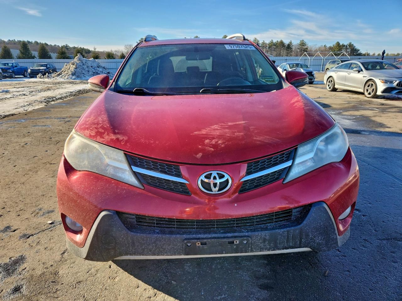 2015 TOYOTA RAV4 XLE photo 5