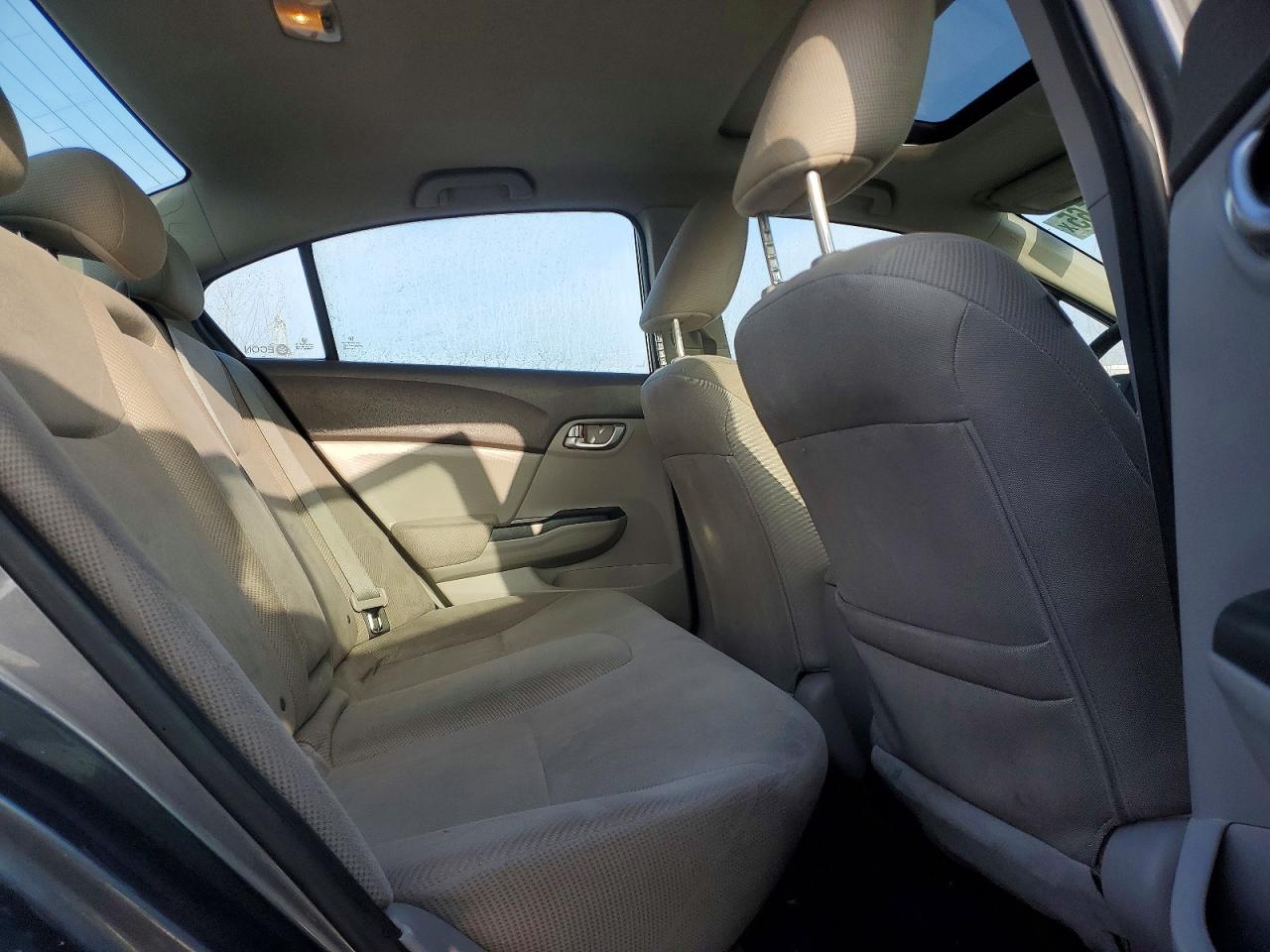 2012 HONDA CIVIC LX photo 11