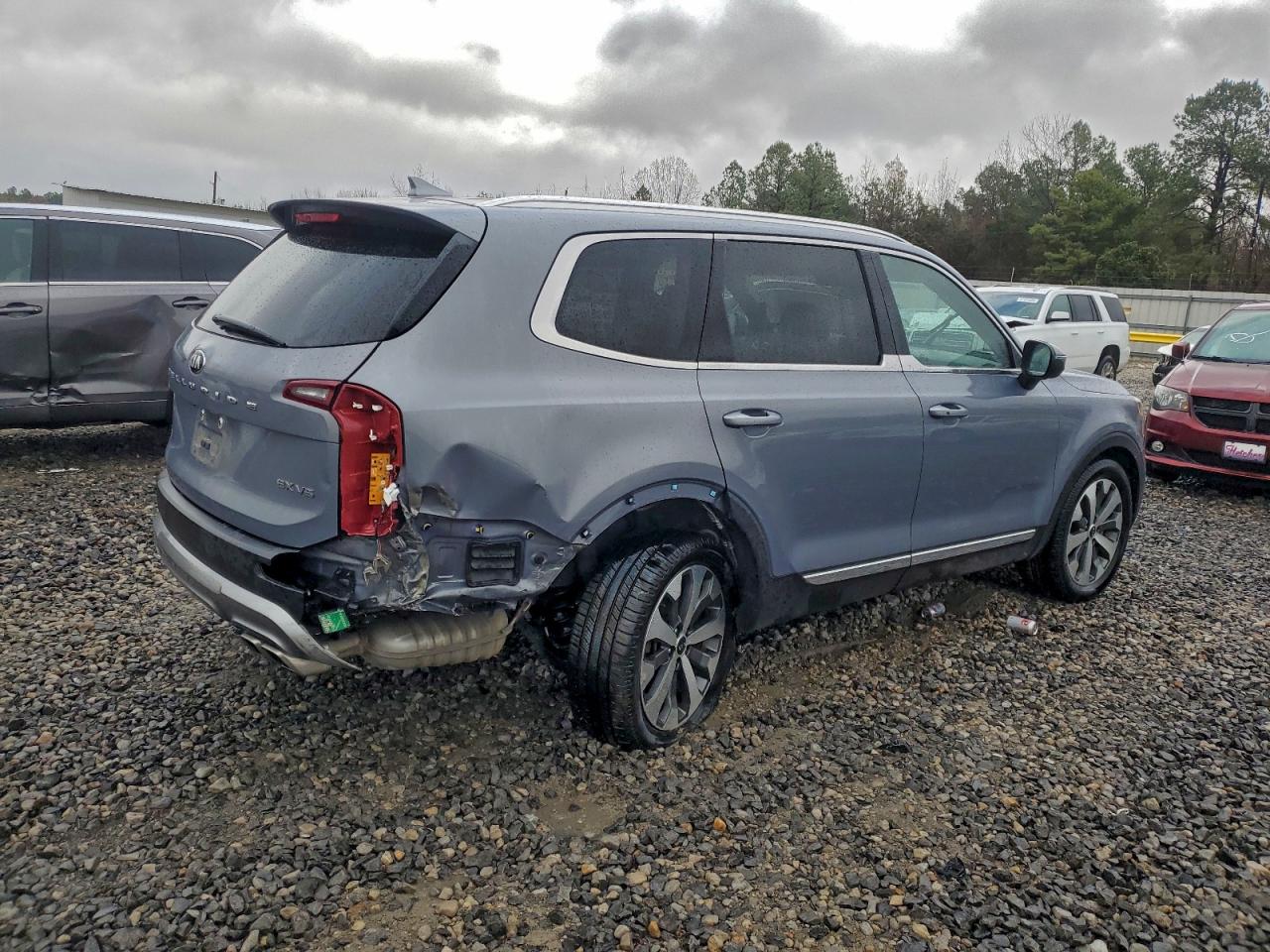 2021 KIA TELLURIDE EX photo 3