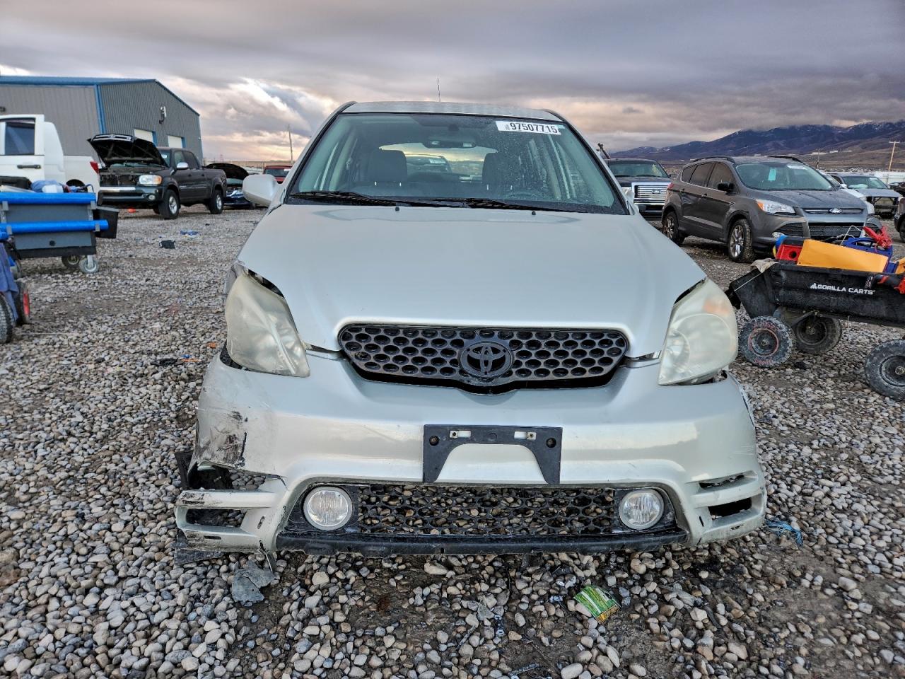 2003 TOYOTA COROLLA MATRIX XR photo 9