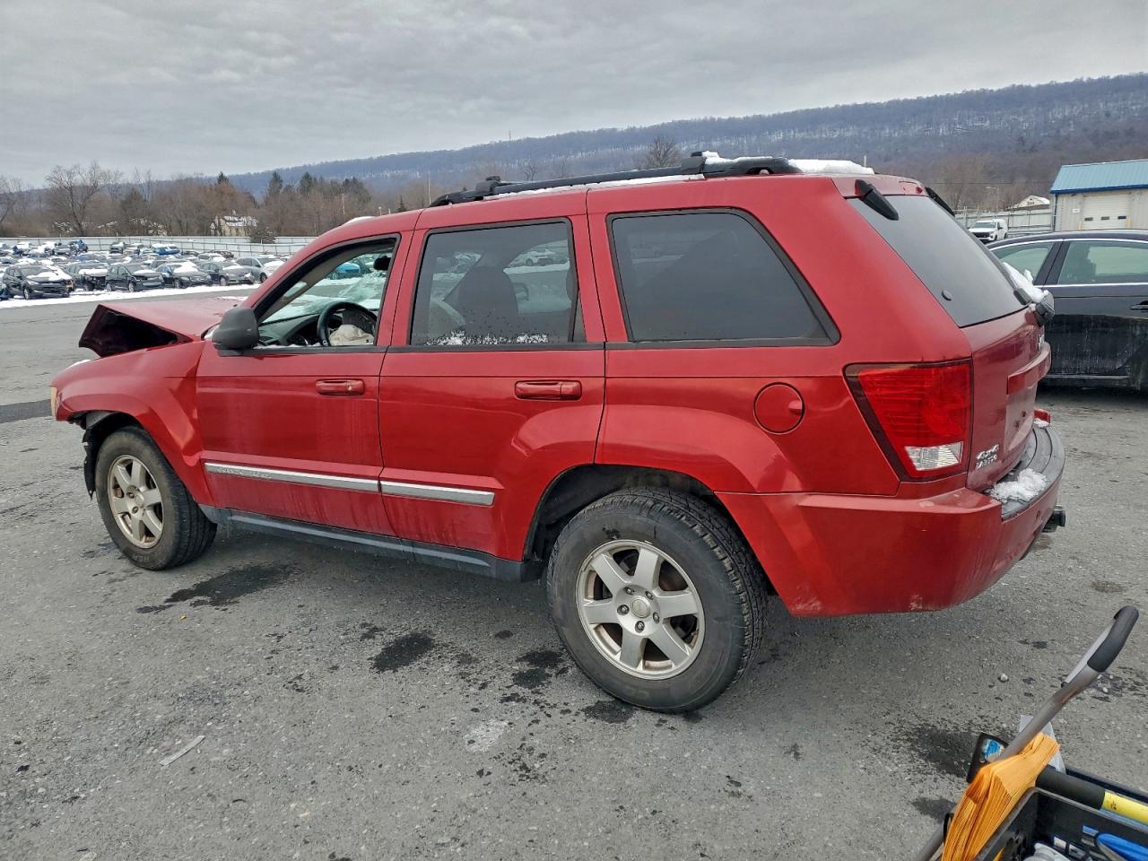 2010 JEEP GRAND CHEROKEE LAREDO photo 2