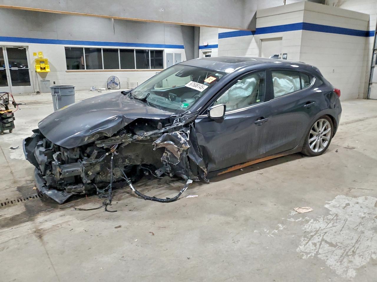2014 MAZDA 3