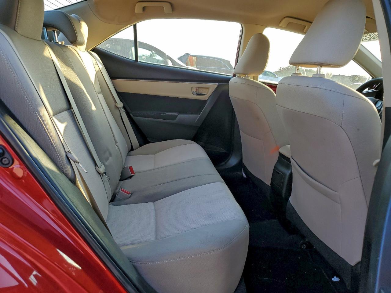 2014 TOYOTA COROLLA L photo 10