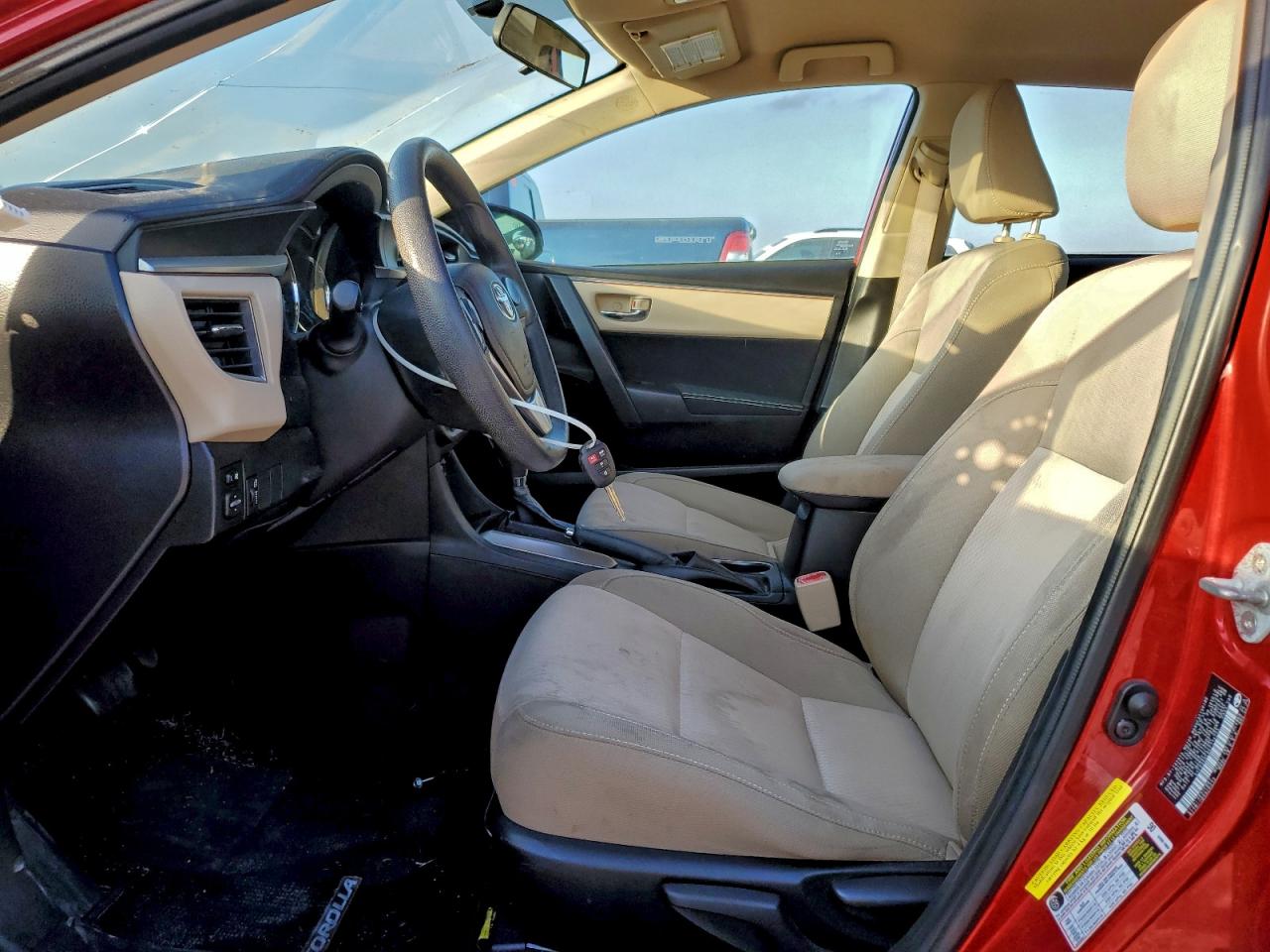 2014 TOYOTA COROLLA L photo 7