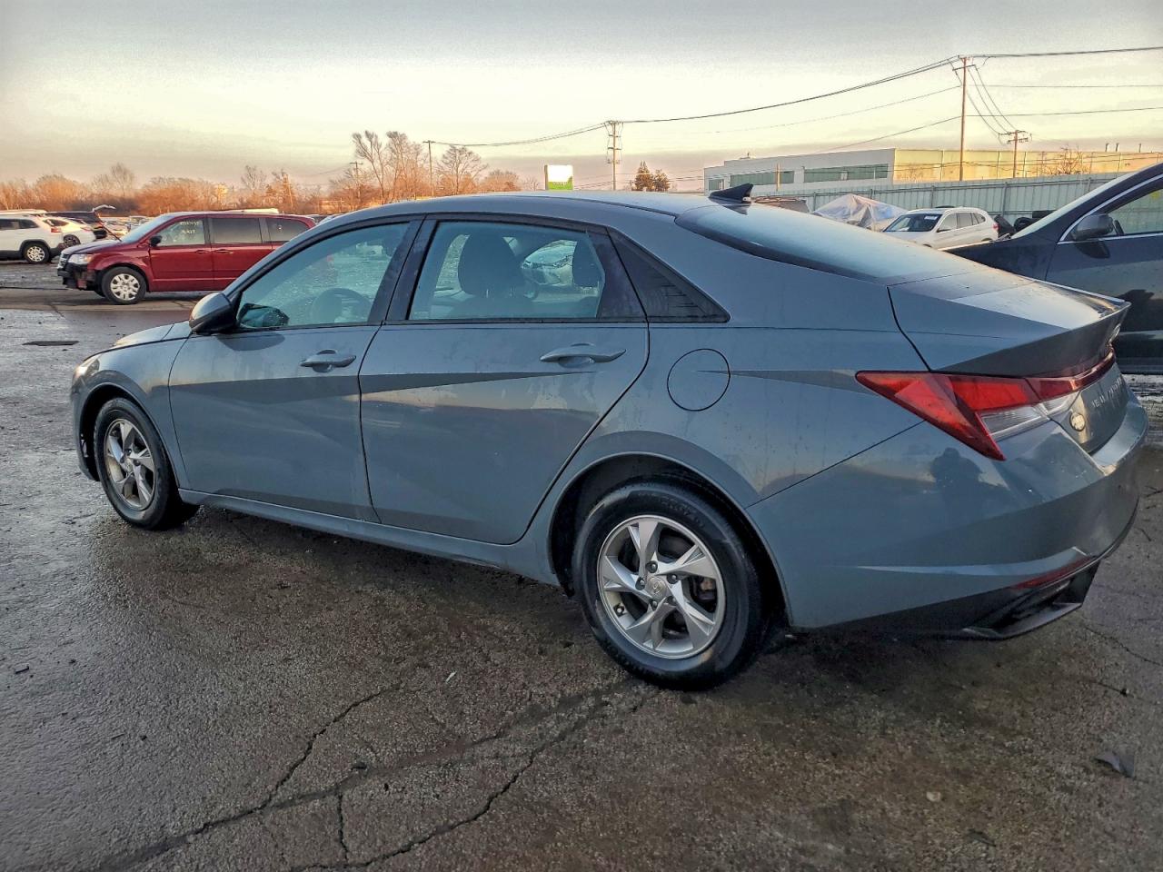2021 HYUNDAI ELANTRA SE photo 2