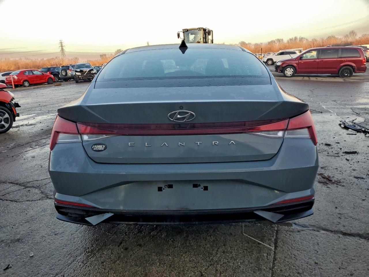 2021 HYUNDAI ELANTRA SE photo 6