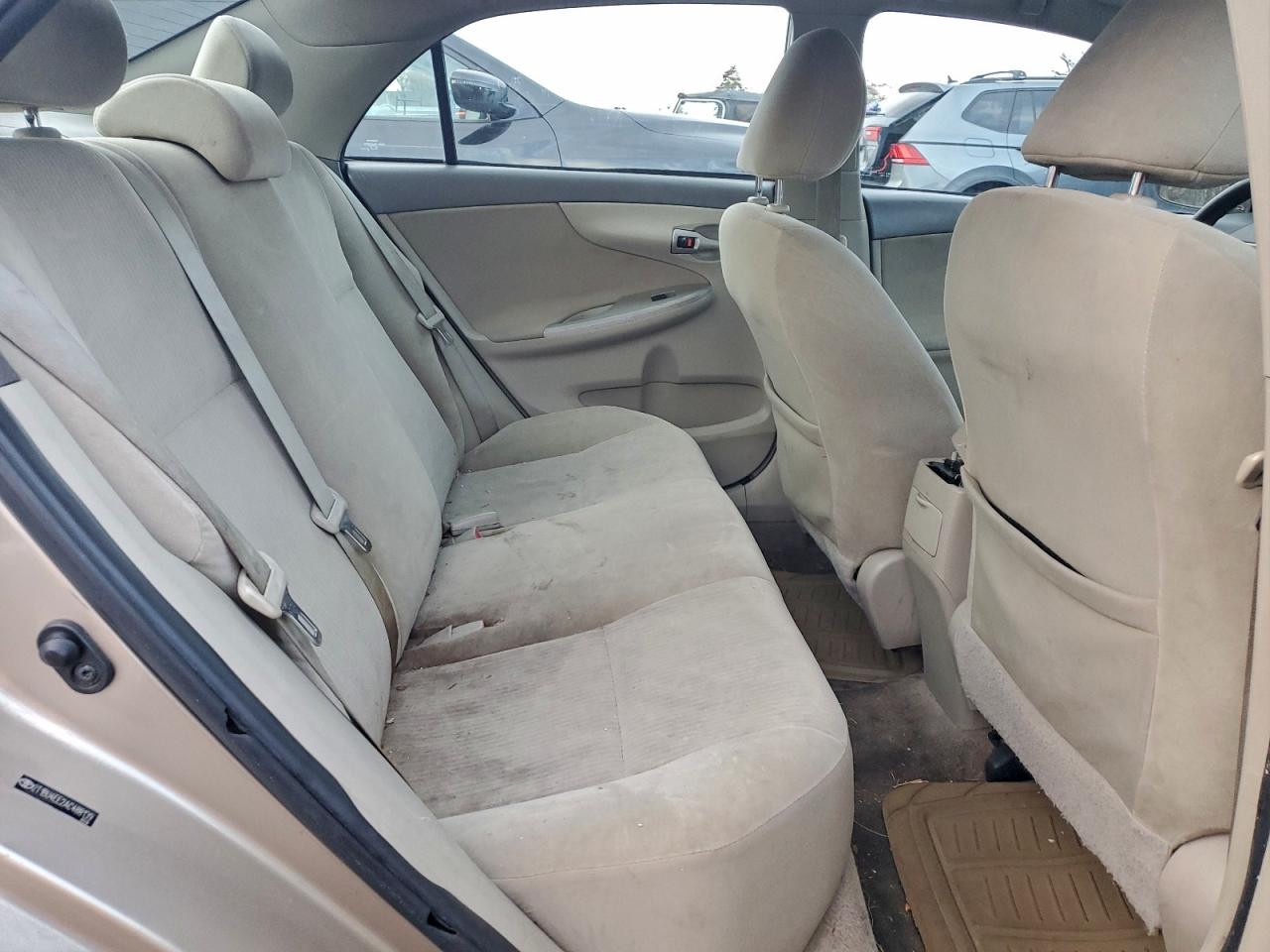 2010 TOYOTA COROLLA BASE photo 28