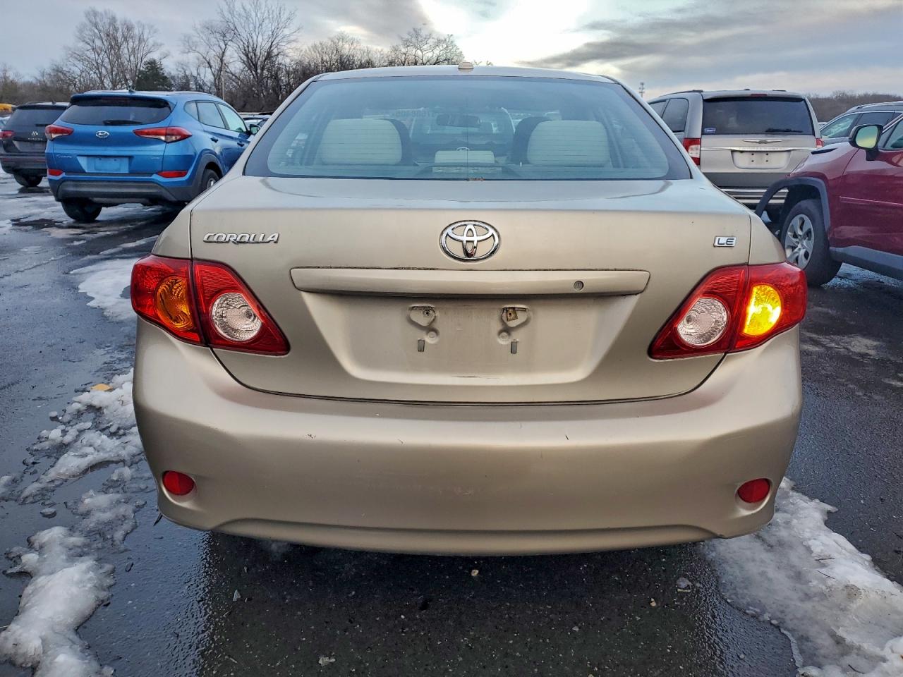 2010 TOYOTA COROLLA BASE photo 16