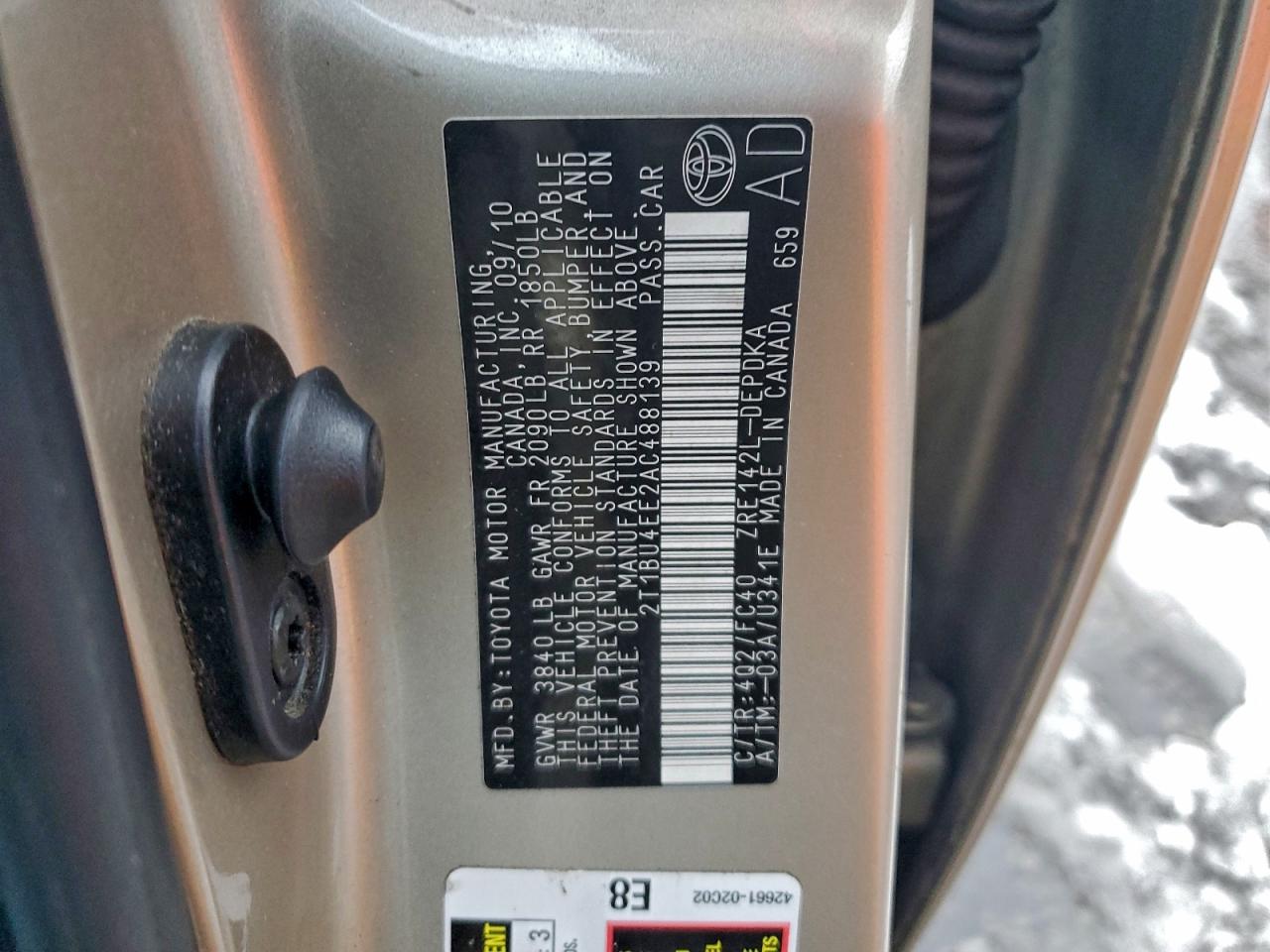 2010 TOYOTA COROLLA BASE photo 34