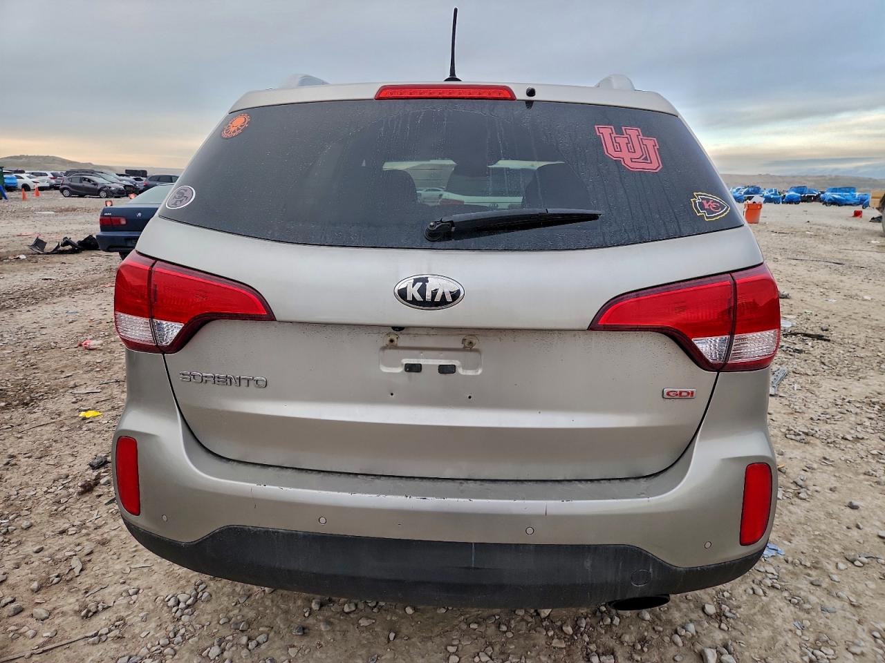 2014 KIA SORENTO LX photo 6