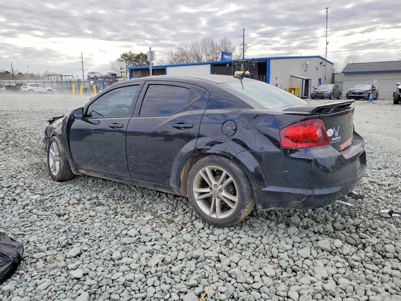 2012 DODGE AVENGER SE photo 4